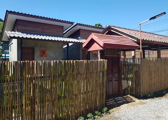 Kedthawa Homestay เฮือนภูผา